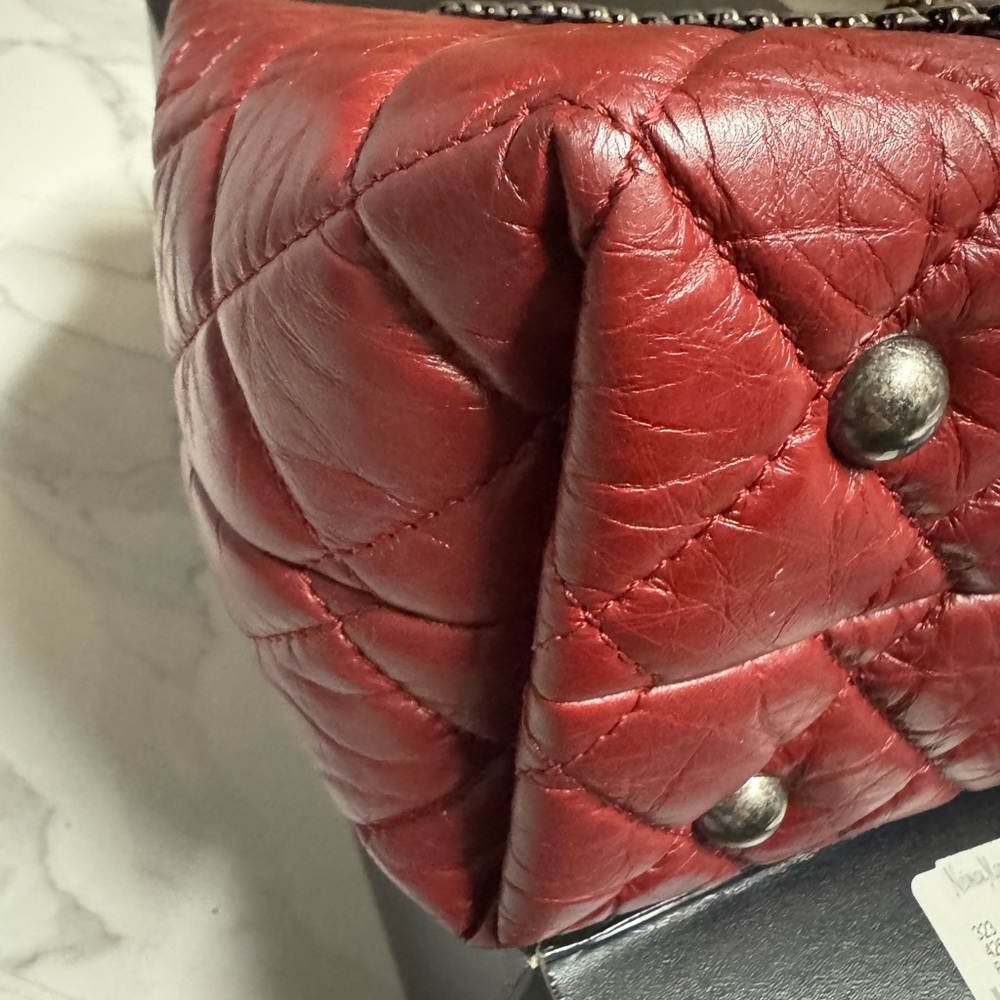 Chanel Red Quilted Chain Tote Shoulder Bag - Picture 4 of 16